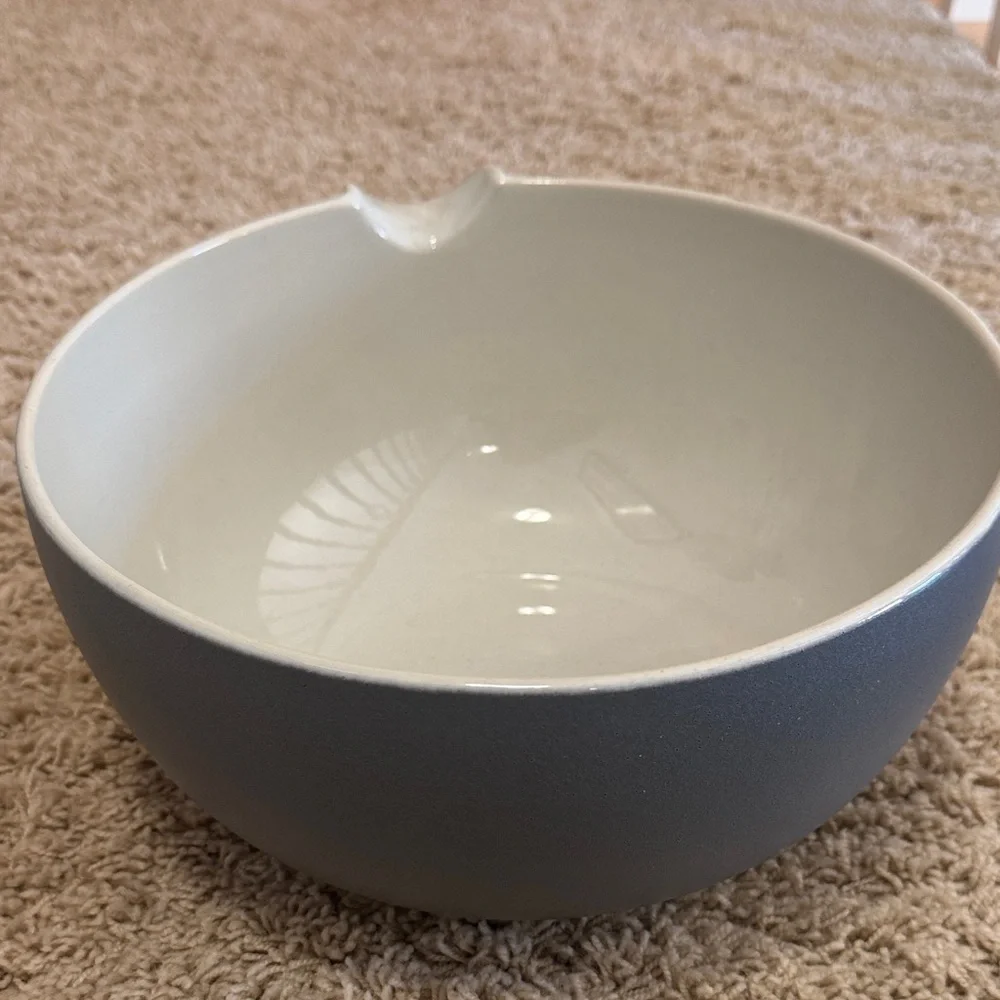 West Elm Aaron Probyn Large Gray Stoneware Serving Decorative Pour Mixing Bowl